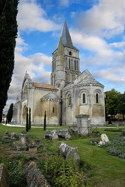 Iglesia Saint-Pierre